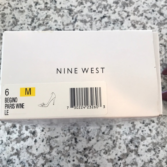 Nine West Wine Colored Pointed Toe Heels - Picture 6 of 6